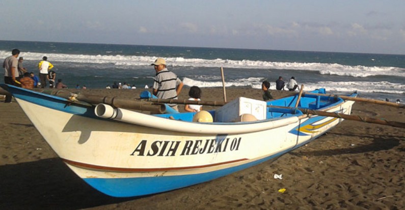 depok beach fish market